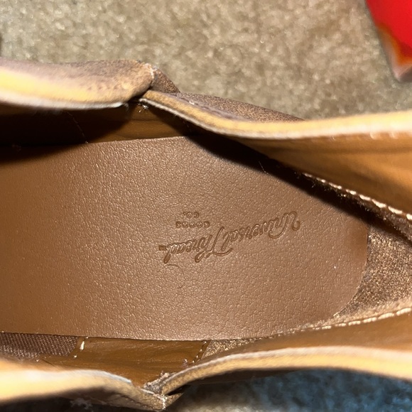 universal thread - Picture 2 of 2